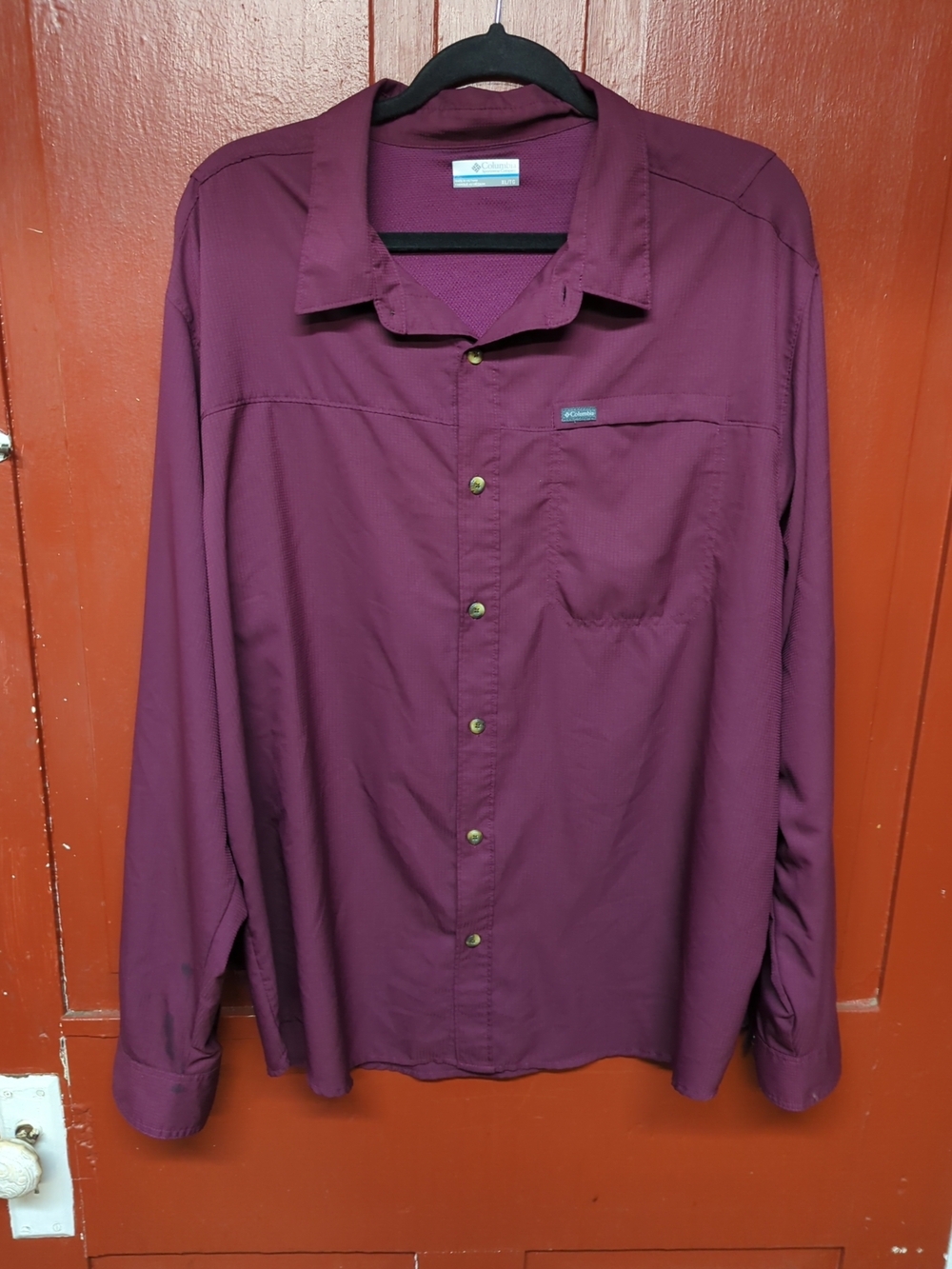 Columbia Men's Long Sleeve Button-Up Shirt - Maroon